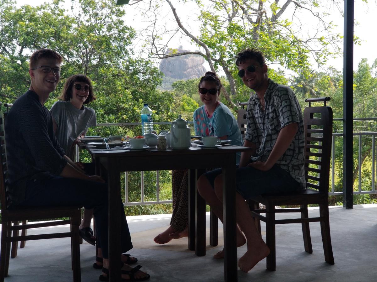 Sigiriya Rock Hide Hotell Eksteriør bilde