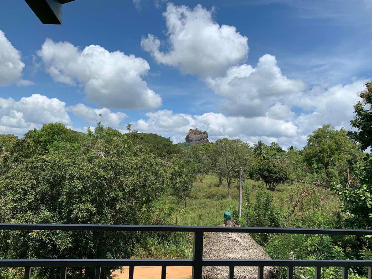 Sigiriya Rock Hide Hotell Eksteriør bilde